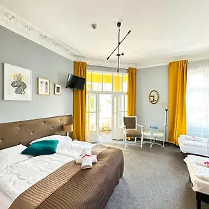 https://expolis-residence-rooms-apartments.poznan-hotels.com