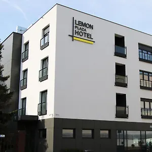 https://lemon-plaza-hotel.poznan-hotels.com